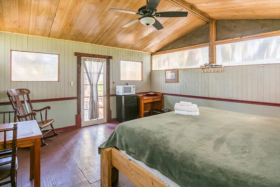 Deluxe Cabins